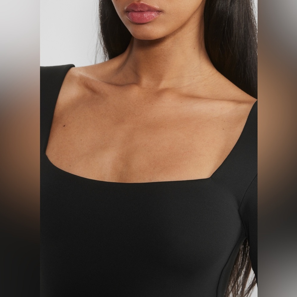 Babaton Aritzia Original Contour Squareneck‎ Bodysuit Size XL - Picture 4 of 16